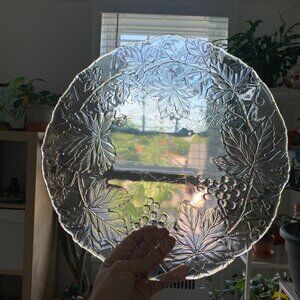Pressed Glass Embossed Etched Grape Vine Leaves Clear Serving Plate Scalloped